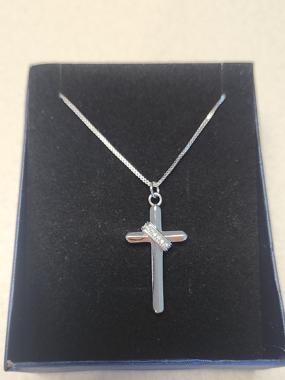 Crystal Jewelry 1.25" Silver Toned Cross Neckace (16" Chain) NWT